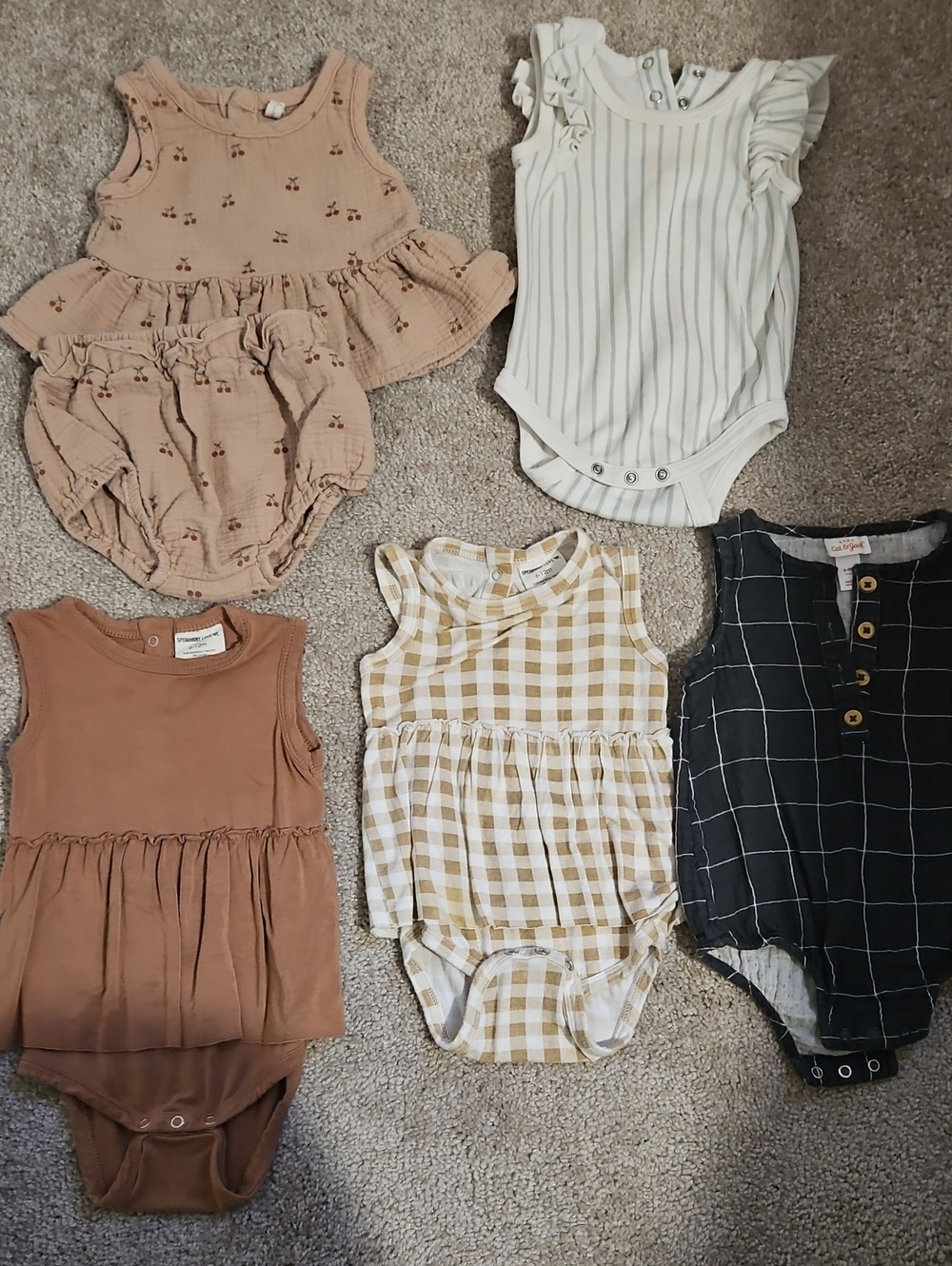 Quincy Mae, Pehr, Spearmint Love, & Old Navy Baby 6-12M and 6-9M bundle!